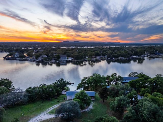 310 Castlehigh DR