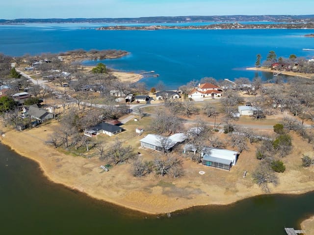 310 N Chaparral