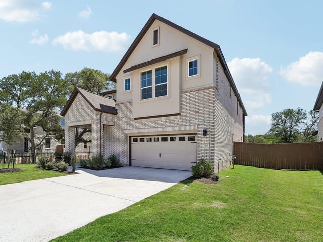 310 San Saba DR