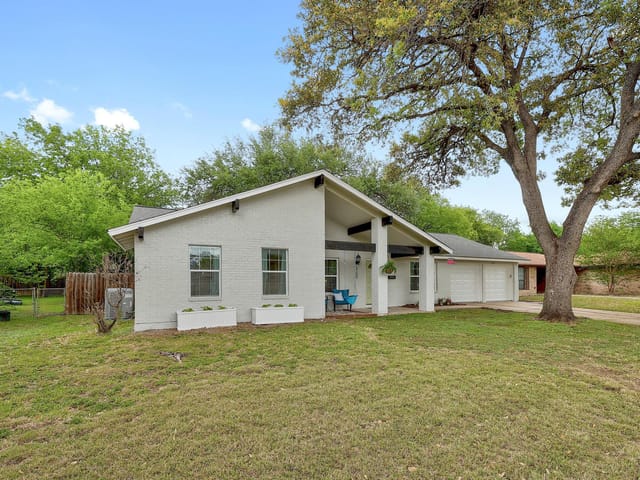 3100 Lynridge Dr