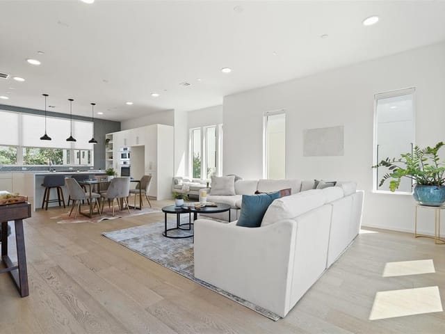 3100 Menchaca Rd Unit #22