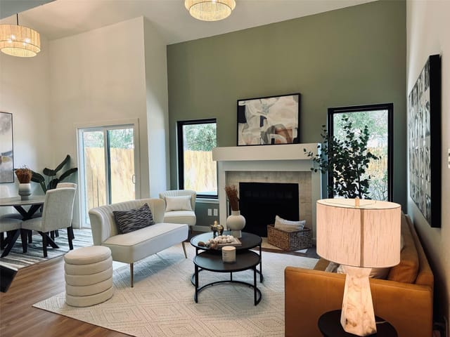 3100 Siskin Dr