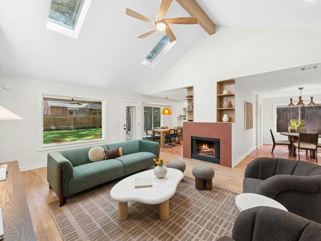 3101 Festus Dr