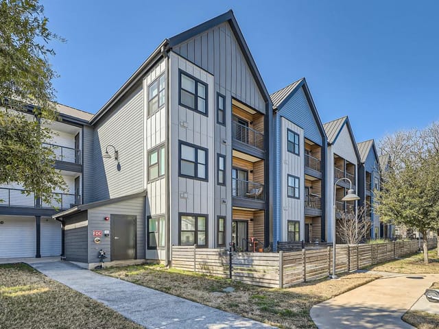 3101 Govalle Ave Unit #103