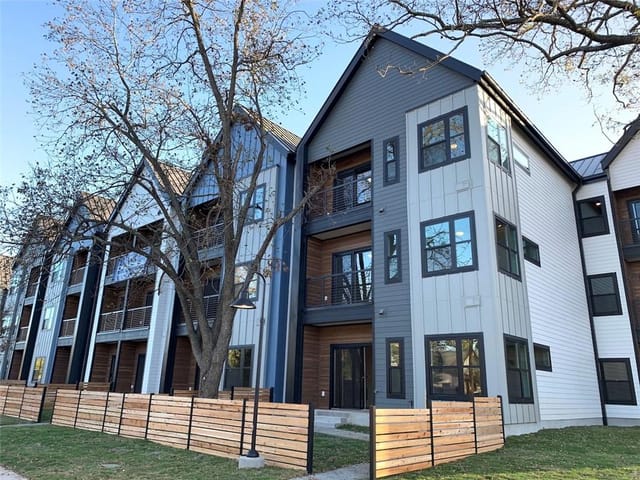 3101 Govalle Ave Unit #114