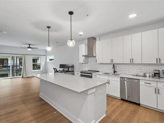 3101 Govalle Ave Unit #214