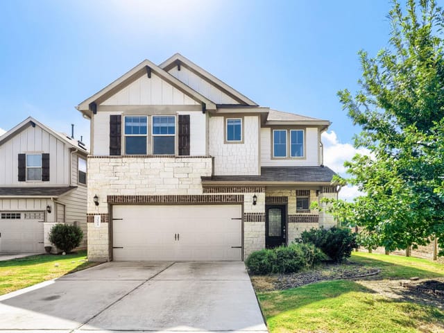 3101 Lions Tail ST