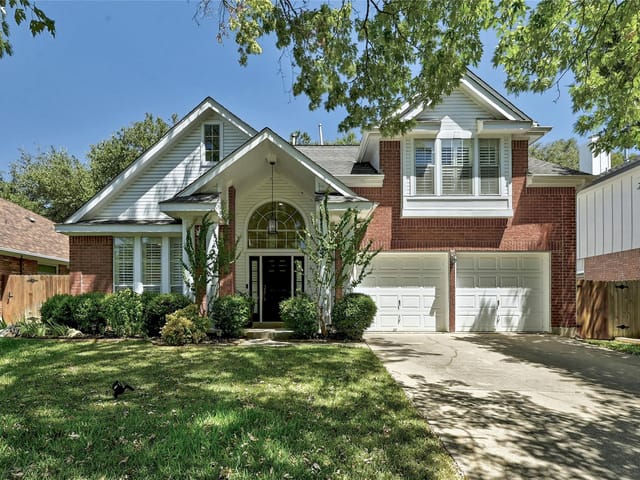3102 Fort Worth Trl
