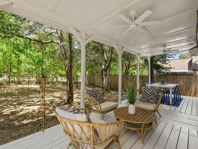 3102 Linnet Dr