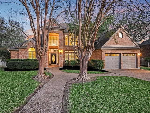 3103 Barton Point DR