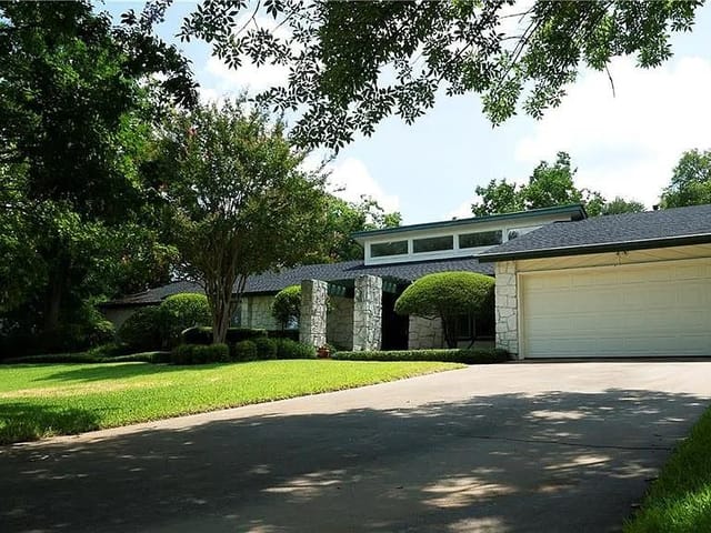 3103 Mistywood CIR