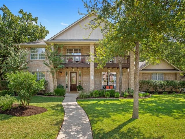 3103 Sunland Dr