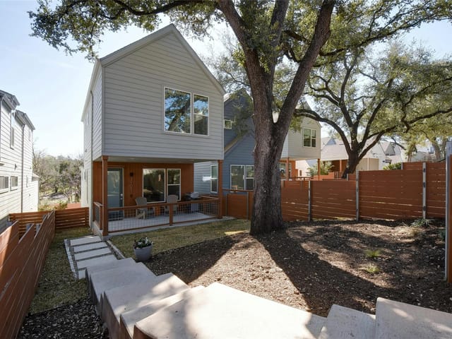 3105 Aldwyche Dr