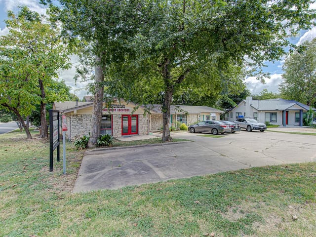 View 3105 Menchaca in South Lamar 3105 Menchaca - property photo 1 - Luxury home in South Lamar, Austin, TX