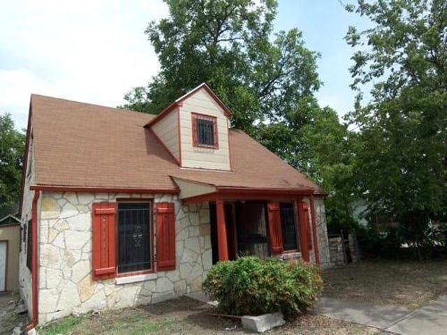 3105 Speedway