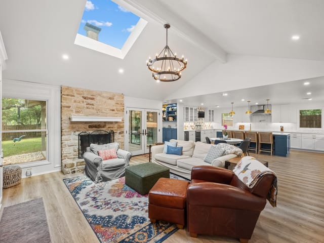 3106 Honey Tree LN