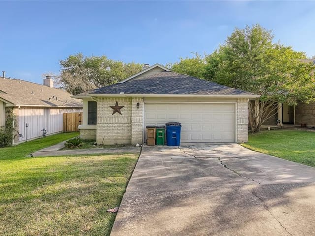 3107 Linnet Dr