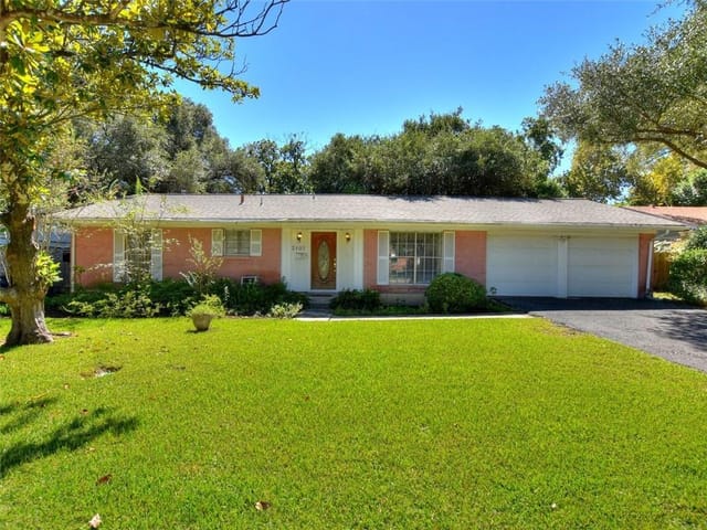 3107 Stardust Dr