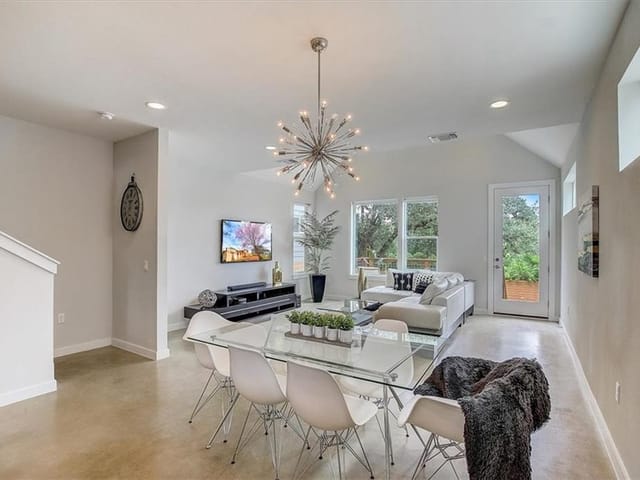 3108 Aldwyche Dr