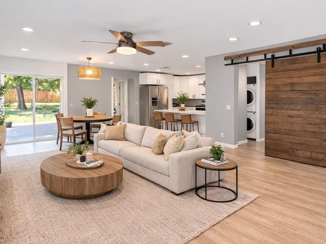 3108 Fontana Dr