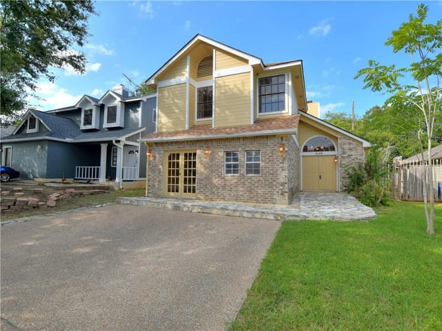 3108 Linnet Dr