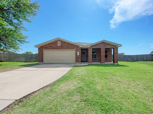 311 Creek Ledge DR