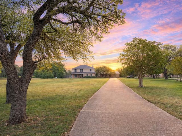 311 Oak Forest CV