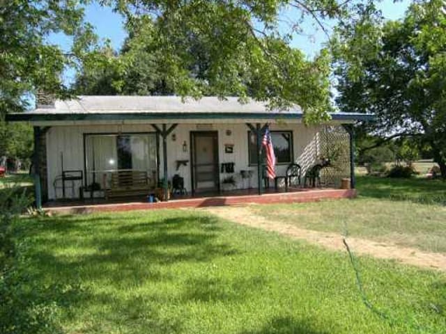 311 OAK LN