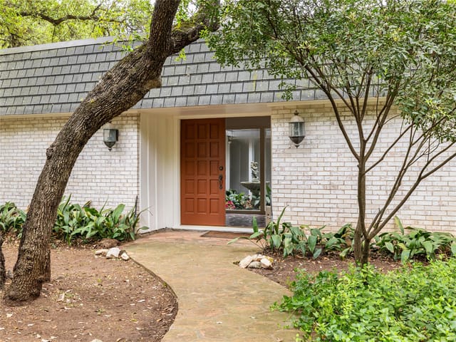 311 Oak Ridge DR