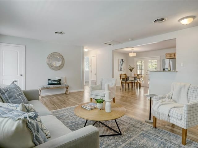 311 Sheraton Ave