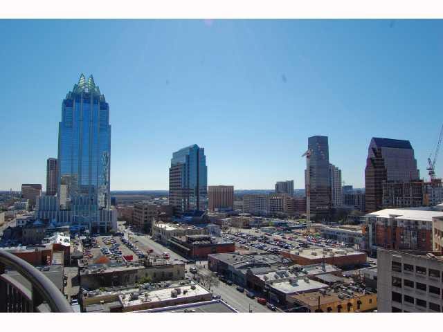 311 W 5th St Unit #1208