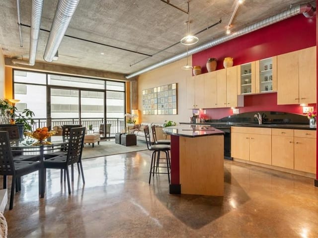 311 W 5th St Unit #507