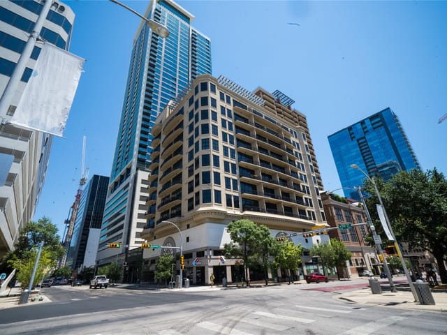 311 W 5th St Unit #605