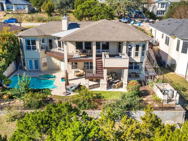 3111 Burnside Cir