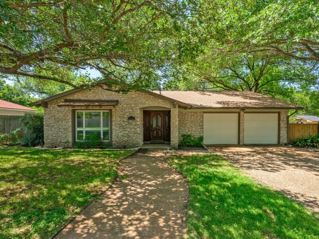 3111 Stanwood DR - front exterior - Luxury home in Allandale Estates Sec 01, Austin, TX