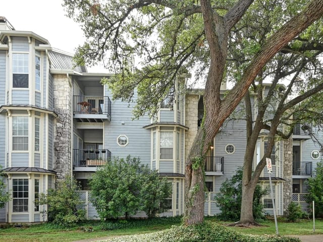 3111 Tom Green ST Unit #203