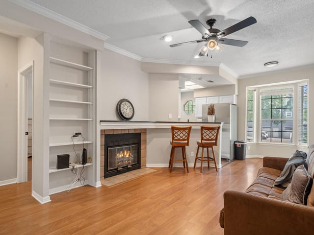3111 Tom Green St Unit #208
