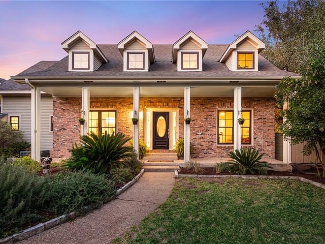 3112 Brightwood Dr