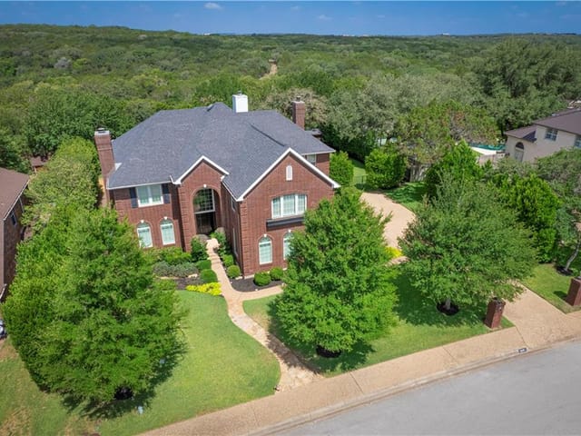 3114 Barton Point DR