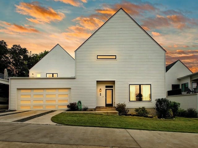 3115 Clawson Rd Unit #302