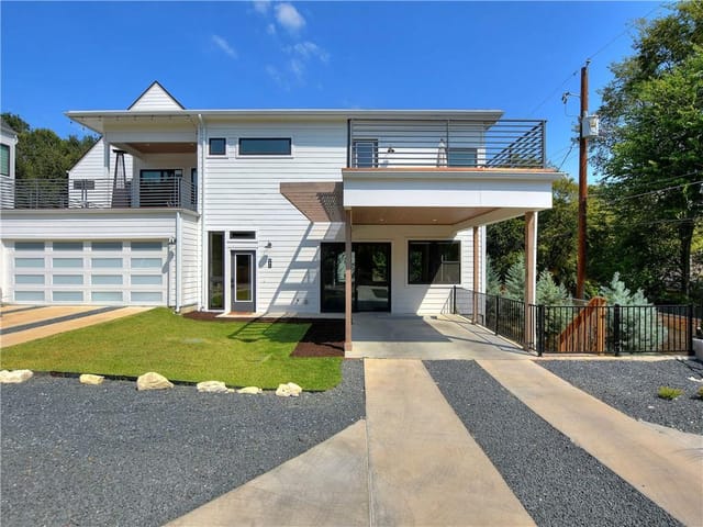 3115 Clawson Rd Unit #402