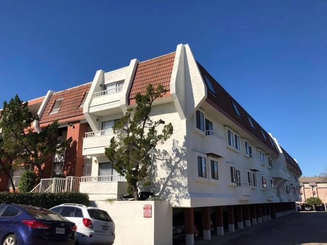 3115 Helms ST Unit #205