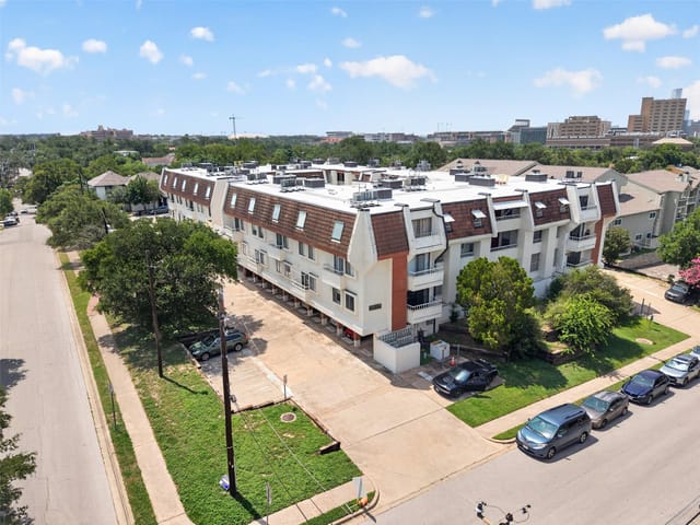 3115 Helms ST Unit #314