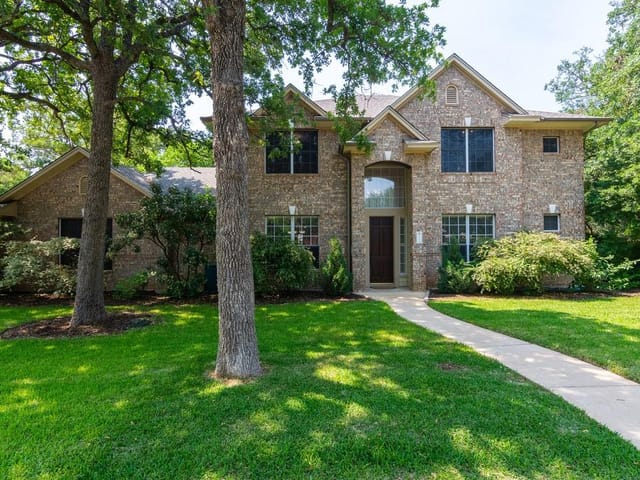 3115 Montwood Trl