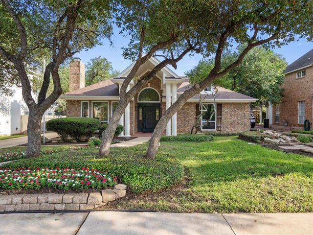 3115 Sesbania Dr
