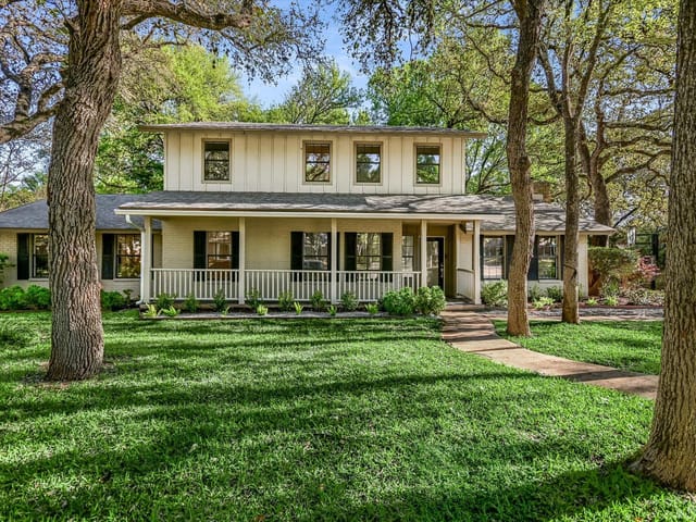 3117 Eanes Cir