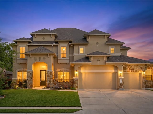 3118 MEDIA Dr