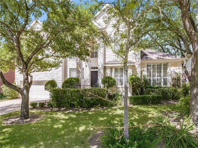 3119 NAPA DR