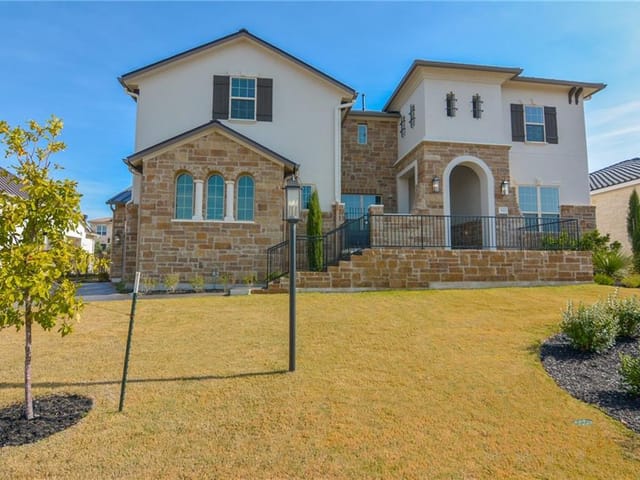 312 Bisset Ct