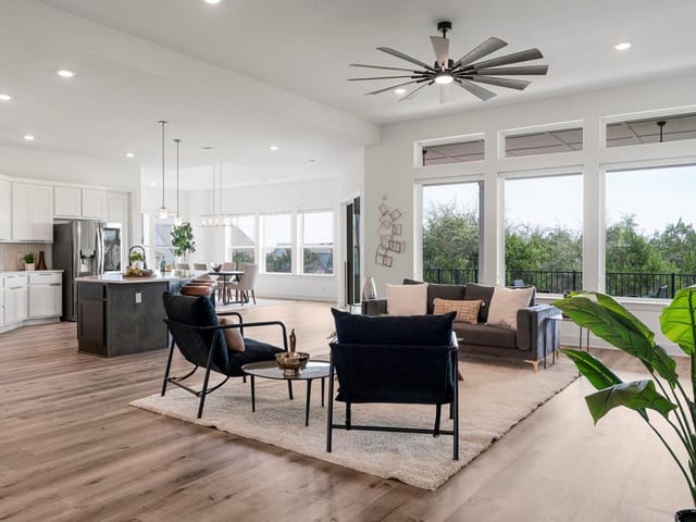 312 Starfire Dr